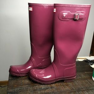 Tall glossy Hunter boots size 9